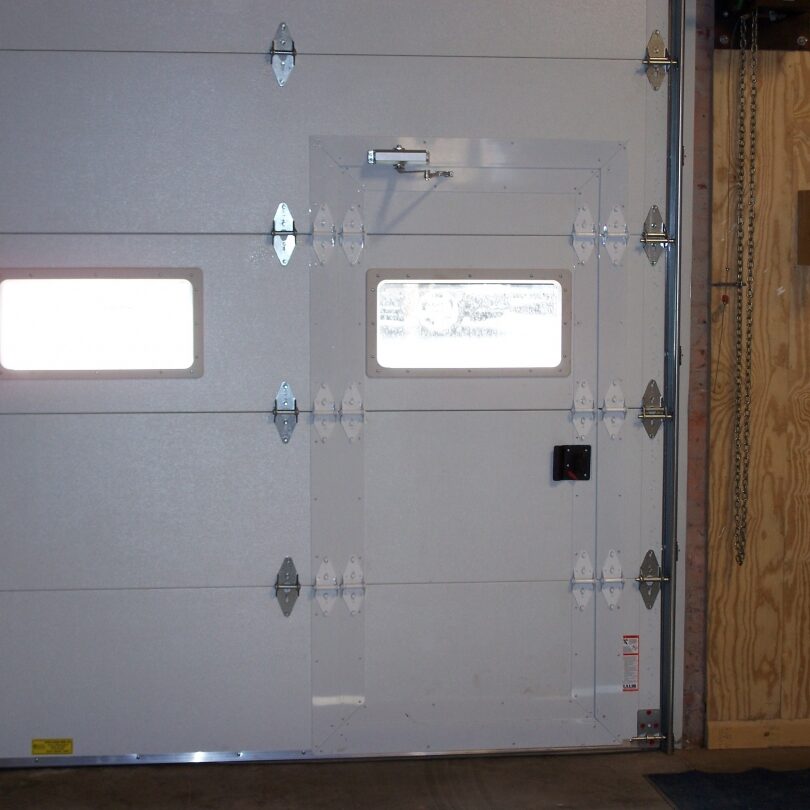 Commercial_Sectional_Door_with_Pass_Door